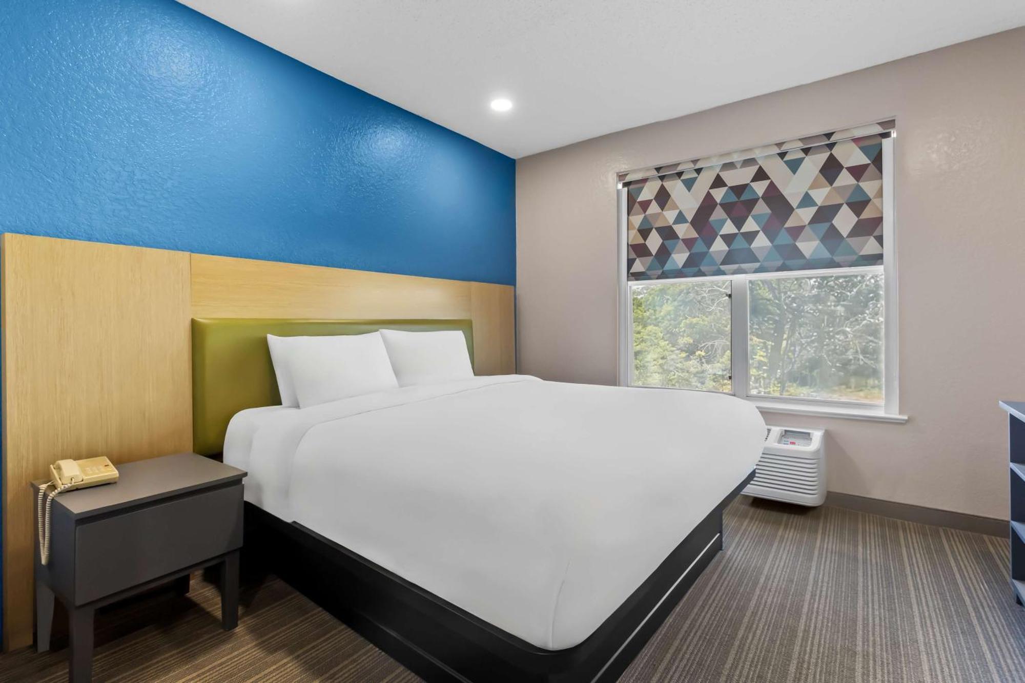 Sonesta Essential Iah Airport Jfk Boulevard - Newly Renovated Hotel