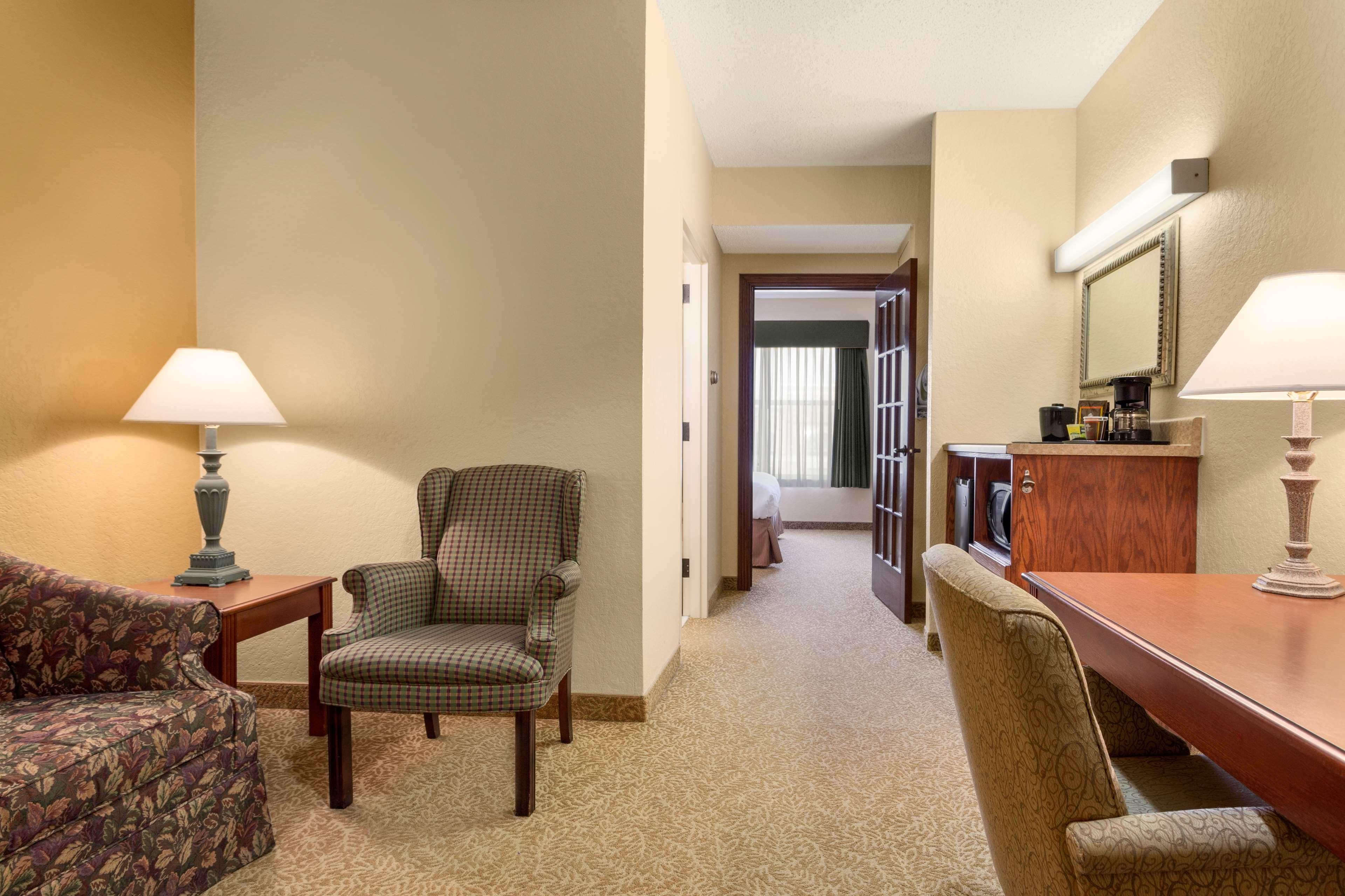 Sonesta Essential Iah Airport Jfk Boulevard - Newly Renovated 2*